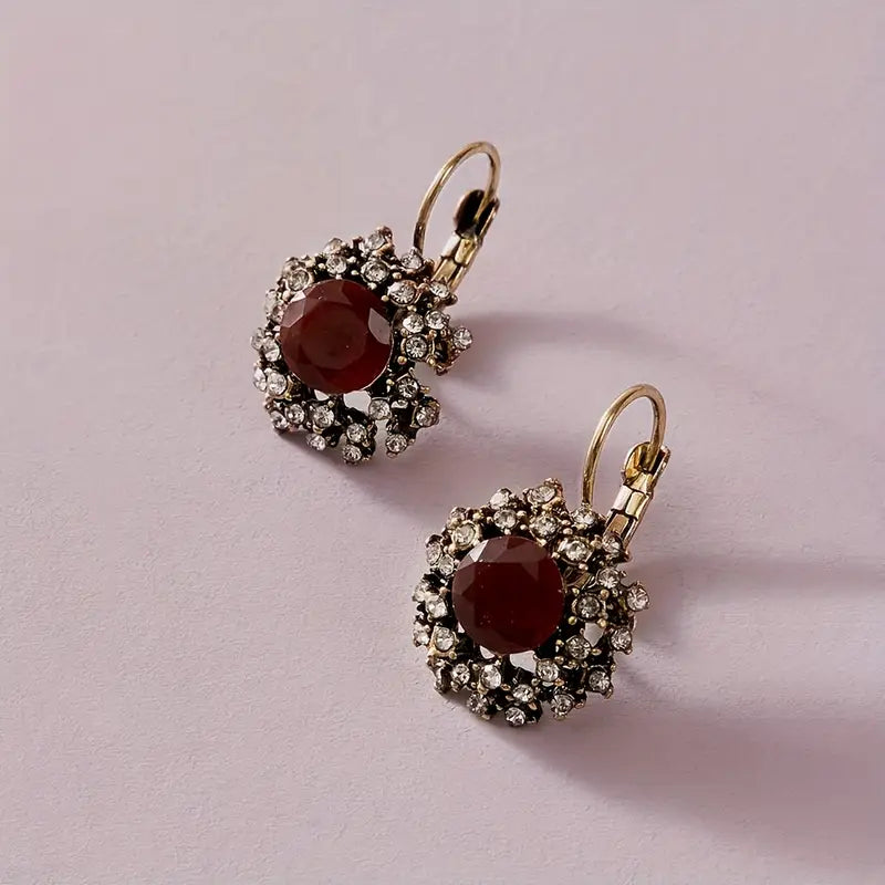 Women's Vintage Floral Stud Earrings - Golden-Tone Rhinestone Flower Jewelry with Green Gemstone