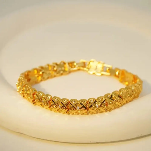 Elegant 24K Gold-Plated Copper Bangle Bracelet with Heart Charm