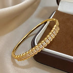 1pc Golden-Tone Rhinestone Cuff Bracelet - Luxurious, Retro Style with Sparkling Cubic Zirconia Stones.