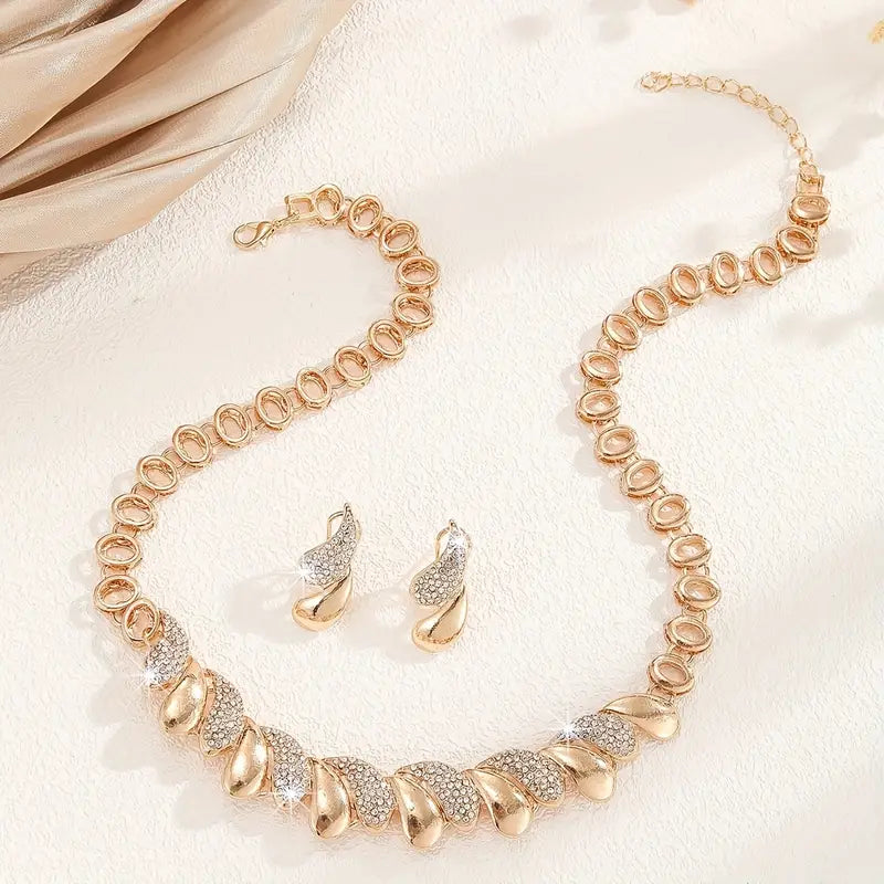 14K Golden Plated Zinc Alloy Jewelry Set for Women.