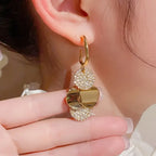 Elegant Boho-Chic Long Tassel Earrings with Sparkling Rhinestones.