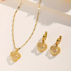 3pcs Elegant Heart Pendant Necklace and Earrings Set.