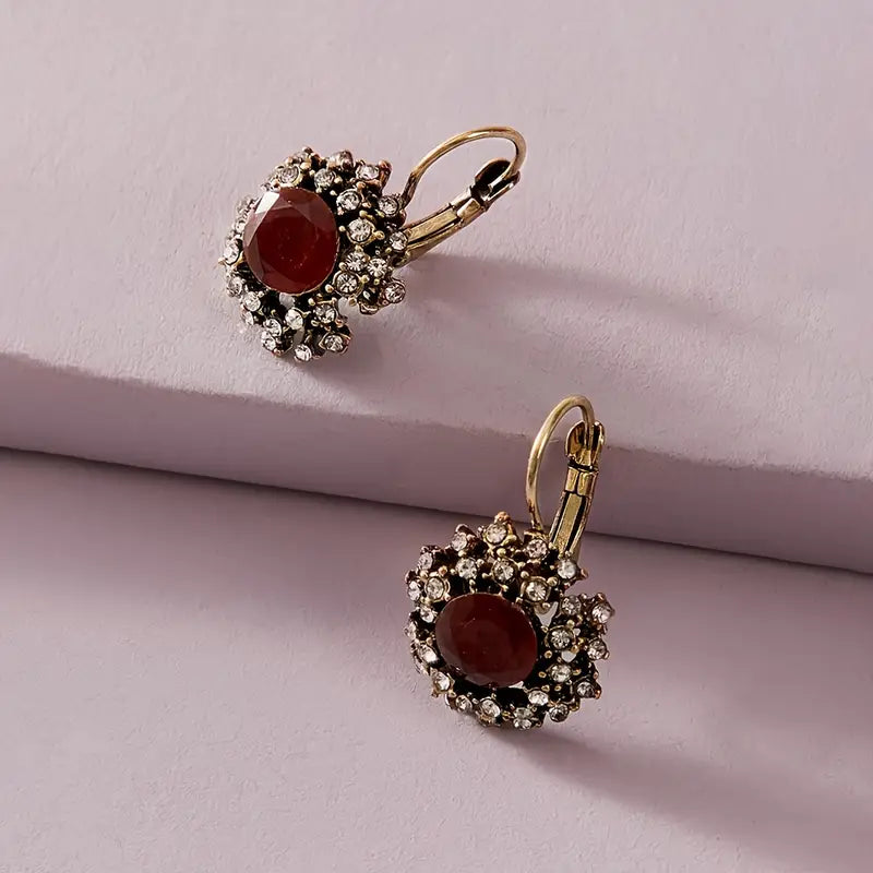 Women's Vintage Floral Stud Earrings - Golden-Tone Rhinestone Flower Jewelry with Green Gemstone
