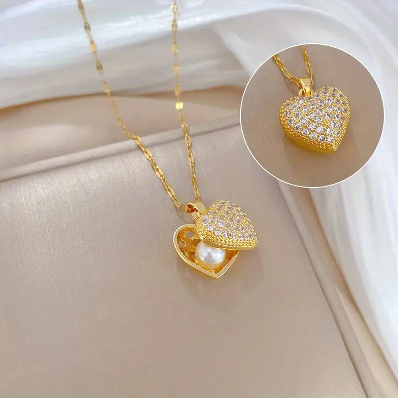 1pc 18K Golden Plated Heart-Shaped Clasp Pendant Necklace with Synthetic Zirconia.