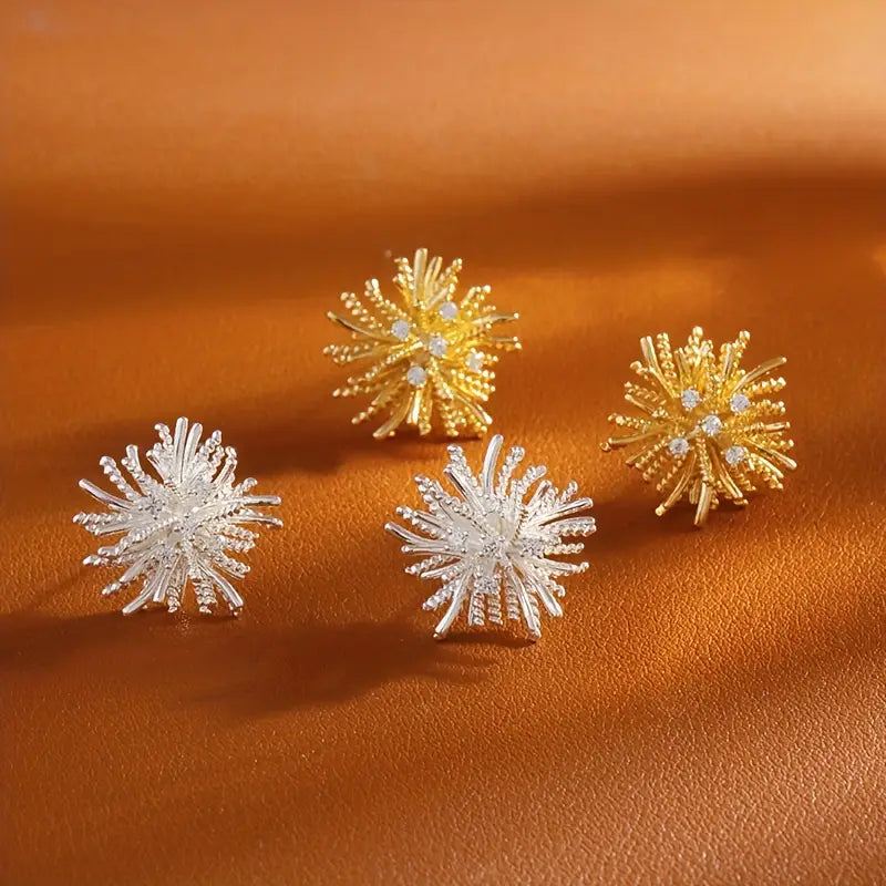 1 Pair Women'S Elegant Floral-like Stud Earrings - Golden-Tone Floral Accent.